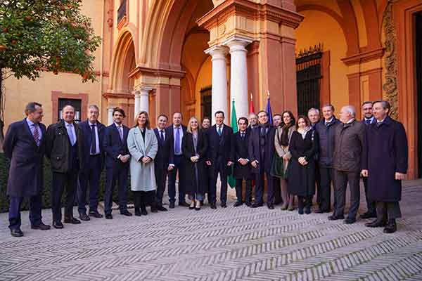 FCC Construcción present at the signing of the agreement for Line 3 of the Seville Metro