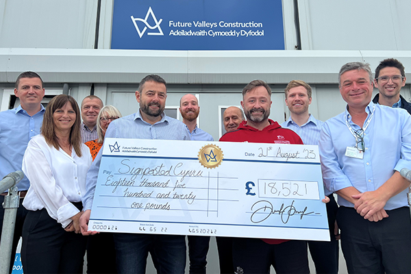 The A465 project team raises funds for a local charity in Wales (UK)