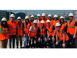 Alumnos de la Universidad Europea visitan el proyecto de construcción del nuevo campus de oficinas centrales de Airbus (Madrid)