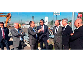 El ministro de Fomento presenta las obras de ampliación de carriles de la autovía A-5, en Móstoles (Madrid)