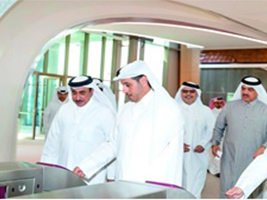 The Prime Minister of Qatar visits the works of the Doha Metro