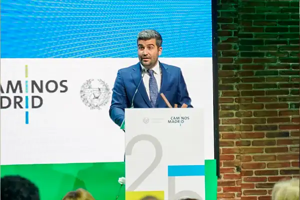 Emilio Pachón wins the 2025 Young Civil Engineer Award at the 2025 Caminos Madrid Awards