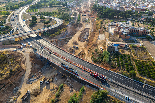 FCC Construcción completes, in record time, the CV-33 and CV-36 roads devastated by the DANA of 2024