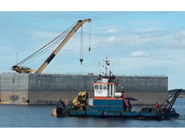 FCC Construcción fabrica cajones en el Puerto de Algeciras (Cádiz) para la construcción de un complejo de GNL en San Petersburgo