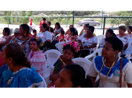 FCC Construccion Centroamerica closes the "typical clothing" course