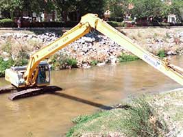 Matinsa inicia las obras de renaturalización del rio Manzanares entre el puente de los franceses y el puente de la Reina Victoria (Madrid)