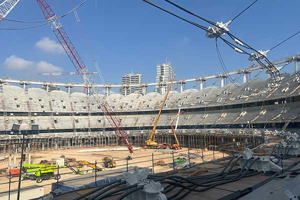 The Nou Mestalla begins raising its roof with one of the project’s most complex engineering operations