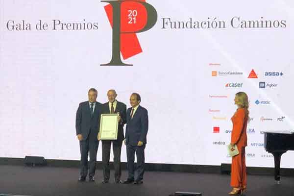 FCC Construcción presents the Leopoldo Calvo-Sotelo award for Public Leadership at the Caminos Foundation Awards 2021