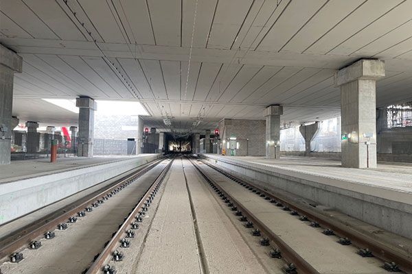 FCC Construcción completes construction of the ballastless track in phase 3A of La Sagrera station (Barcelona, Spain)