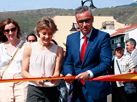The Environment Minister inaugurates the sea front restoration works, undertaken by FCC Construcción, in Santa Cruz de la Palma (Canary Islands)