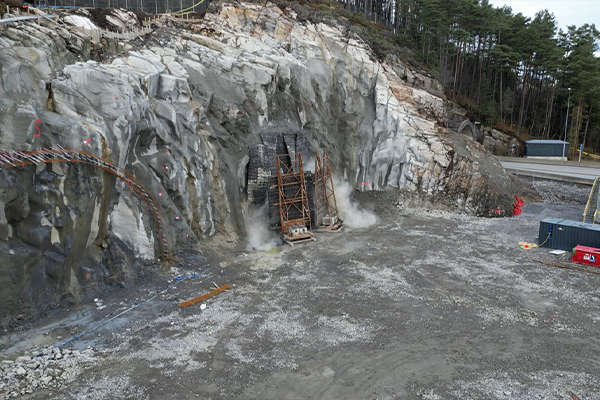 Sotra Link inicia la detonación del túnel de Drotningsvik en Bergen (Noruega)