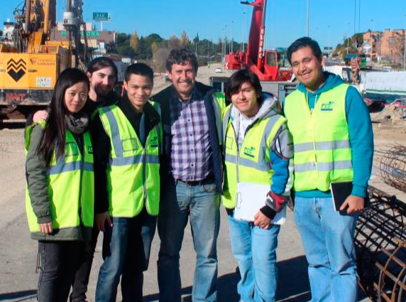 Students from the Polytechnic University of Madrid visit FCC works underway on the underpass in Torrelodones