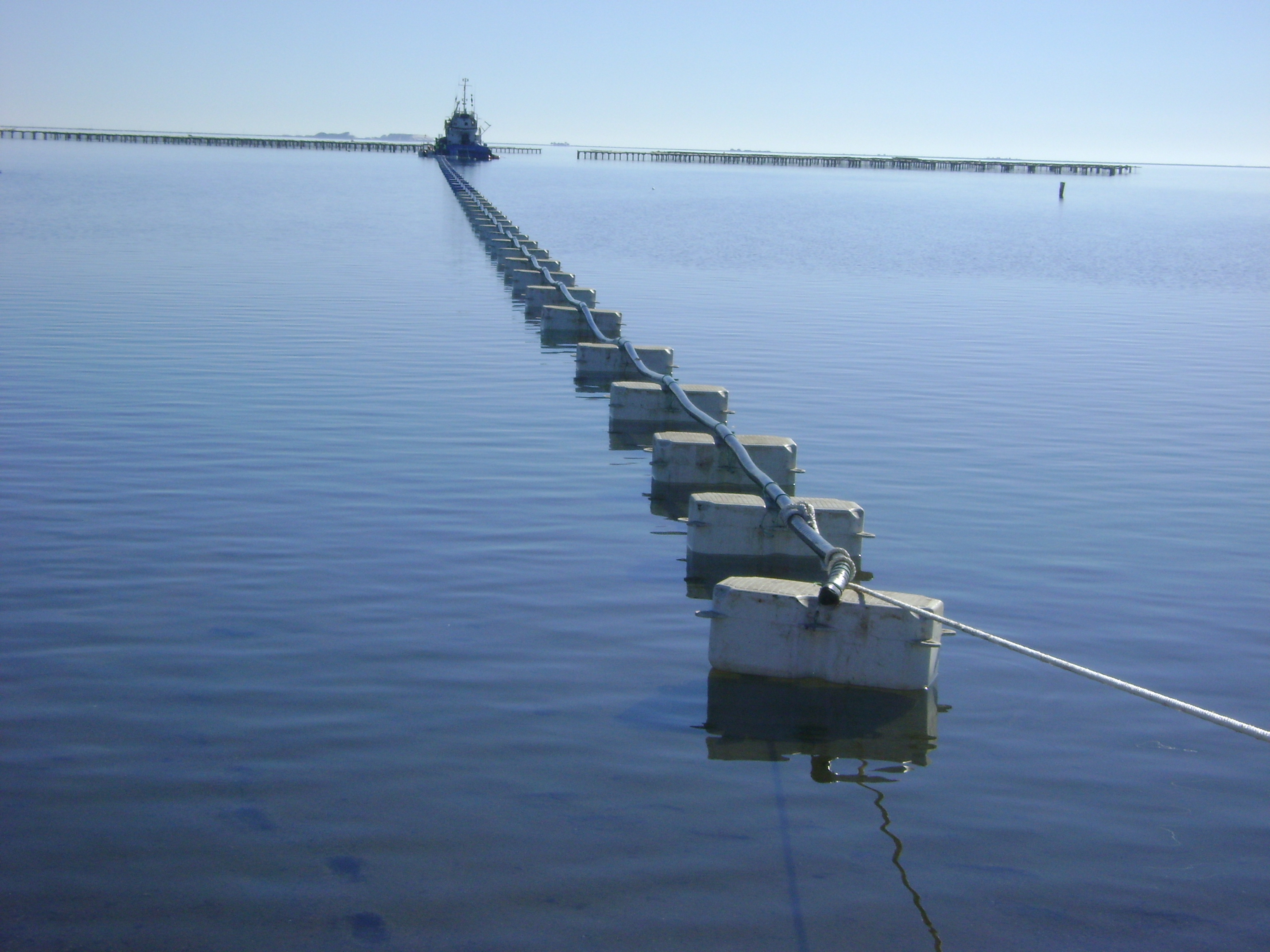 FCC Industrial starts to lay underwater, medium-voltage cable in Tarragona