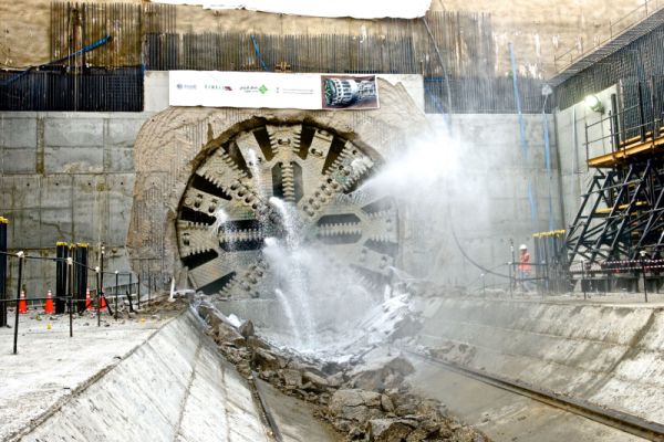 FCC gana el contrato de instalaciones electromecánicas del metro de Riad por 300 millones de euros