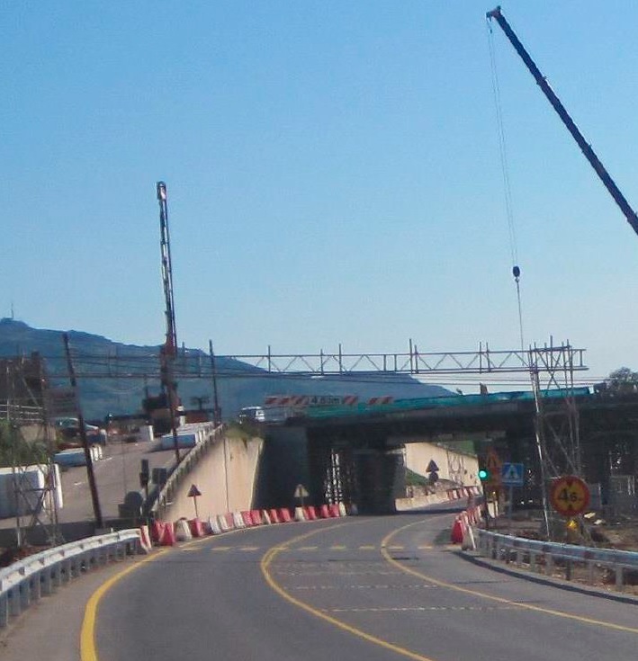 FCC Construcción comparte la séptima buena práctica en materia de Seguridad y Salud laboral: “Instalación de pregálibos a cimbra porticada en obras de carreteras abiertas al tráfico”