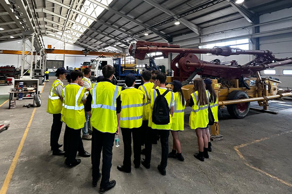 FCC Construcción participa en la II edición de Work Experience Kensington School (WEKS)