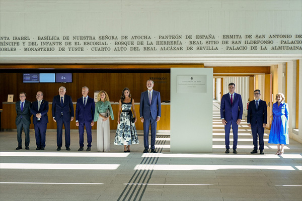 Their Royal Majesties inaugurate the Gallery of Royal Collections